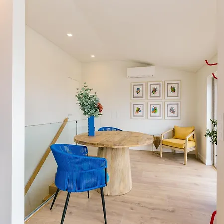 Rent4rest Seafront * Estoril