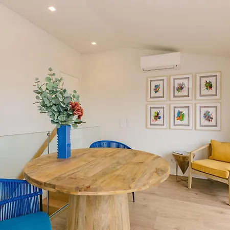 Rent4rest Seafront Lägenhet Estoril