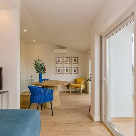 Lägenhet Rent4rest Seafront Estoril